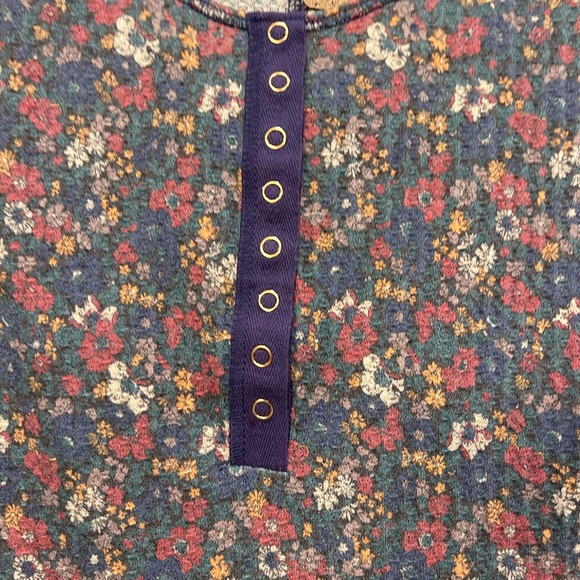 Natural Life waffle knit button front tee. Size XL. NWT. slim fit. - Picture 2 of 8